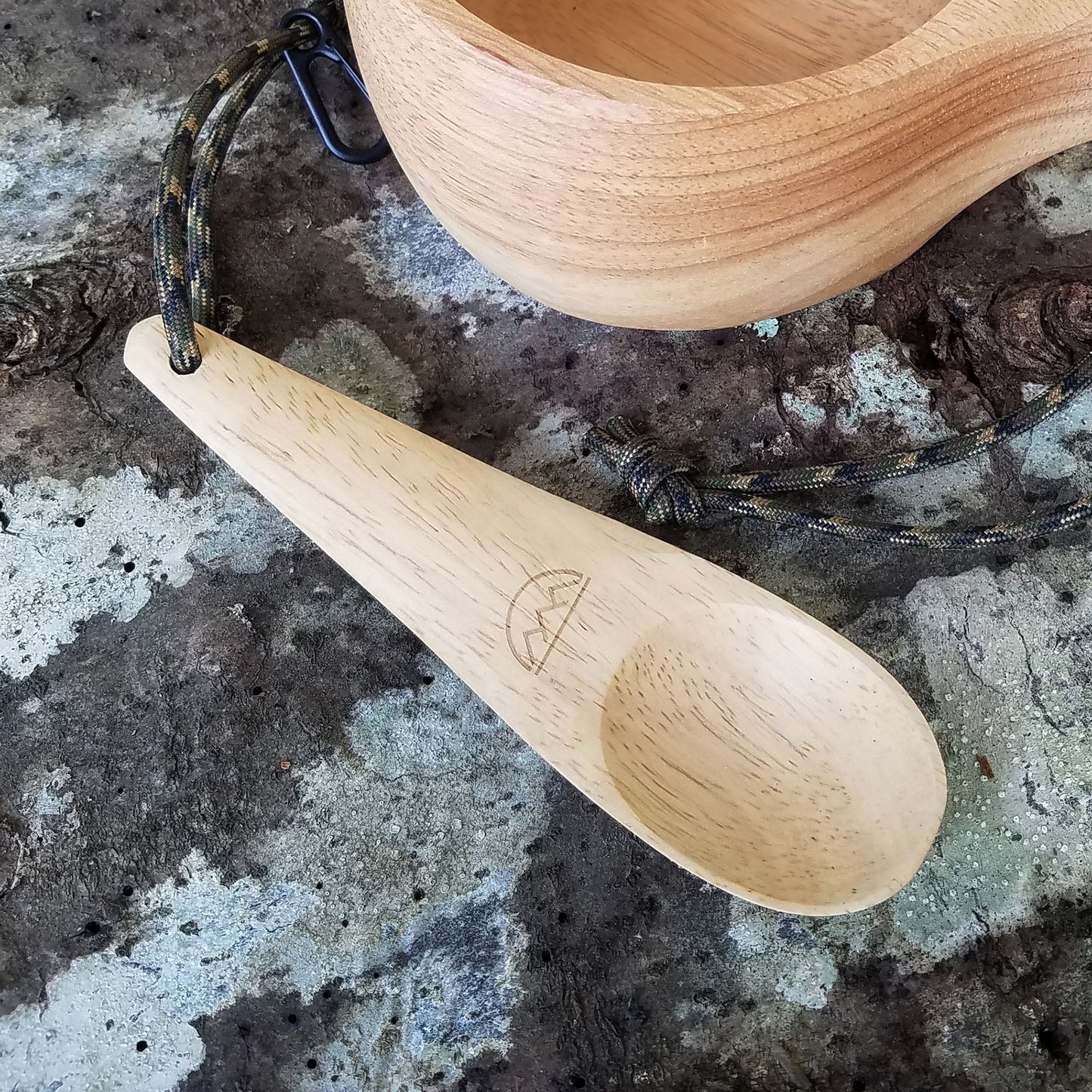 Spónn Carved Nordic Spoon - Solid Wood Camp Spoon
