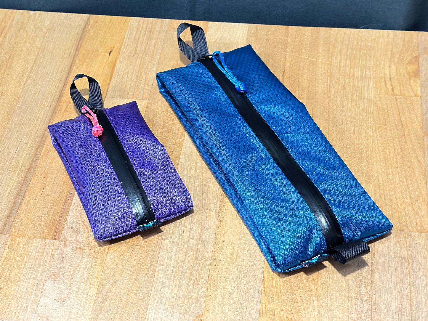 Ultralight Nylon Expandable Ditty Bags with Hanging Loops, Great for Toiletry Kits, Backpacking, Hiking & EDC – Expandable Gear Bags for Trail and Travel