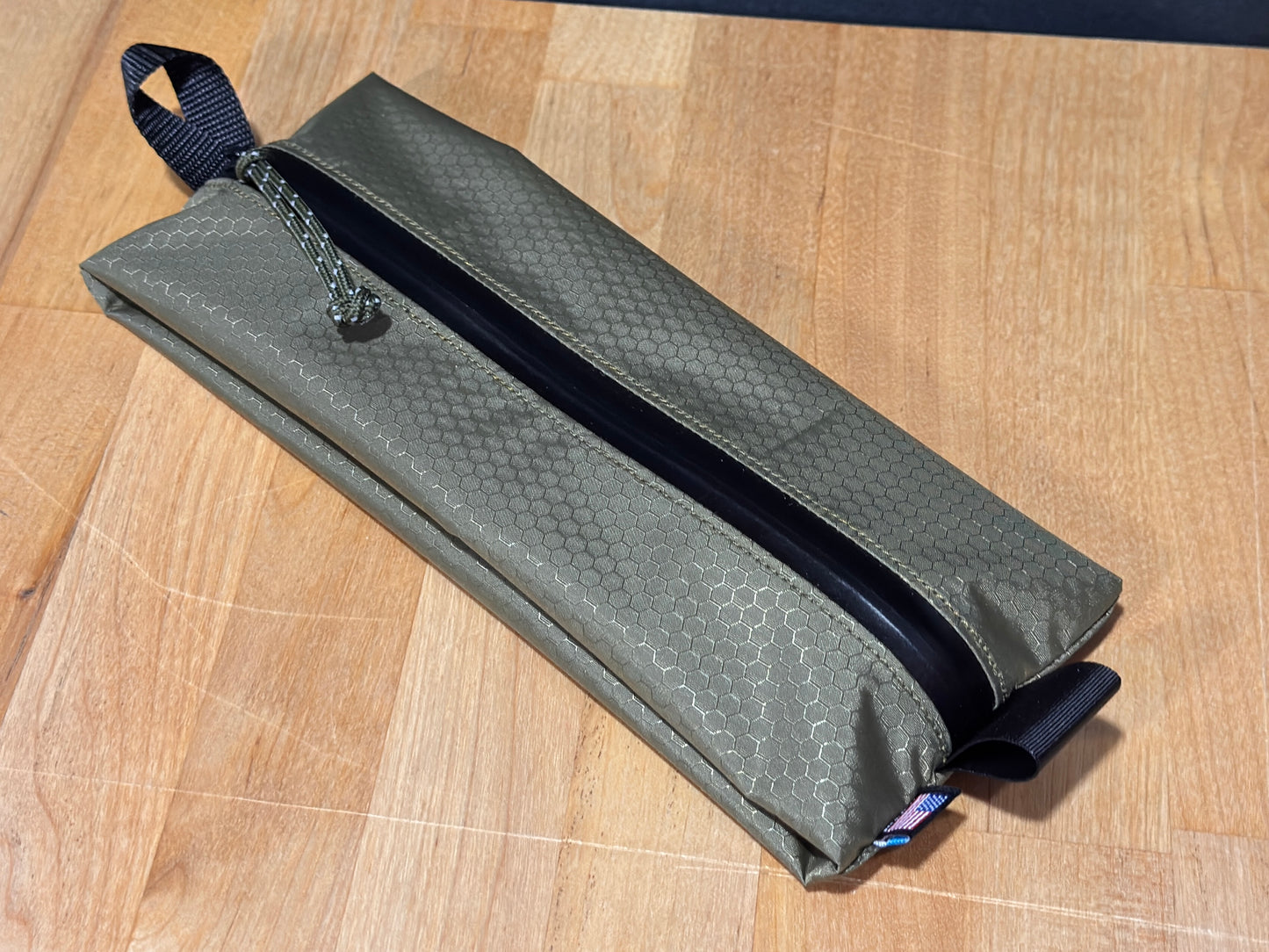 Ultralight Nylon Expandable Ditty Bags with Hanging Loops, Great for Toiletry Kits, Backpacking, Hiking & EDC – Expandable Gear Bags for Trail and Travel