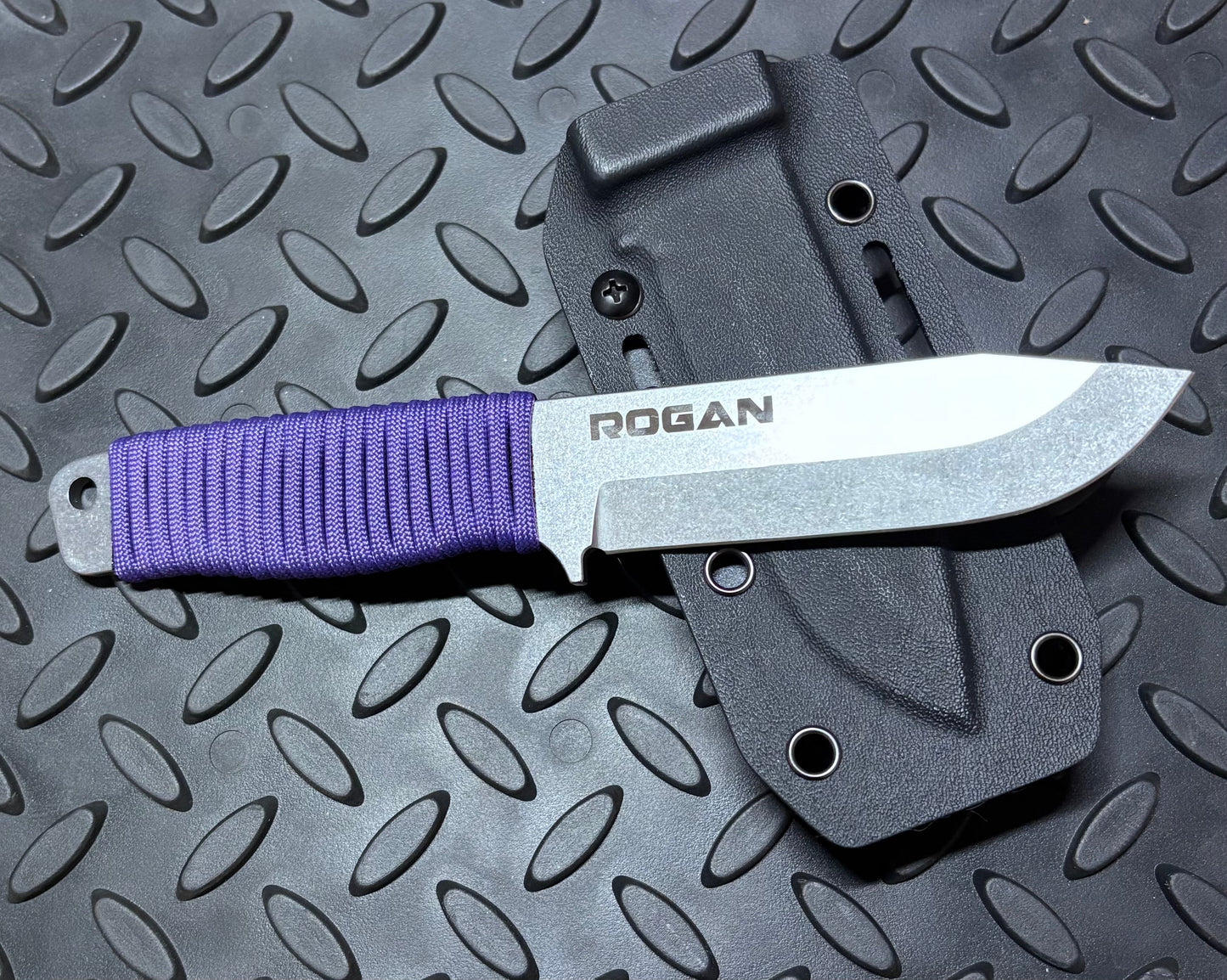 ROGAN Field Knife (RFK-PRO) Comes with sheath and belt clip.
