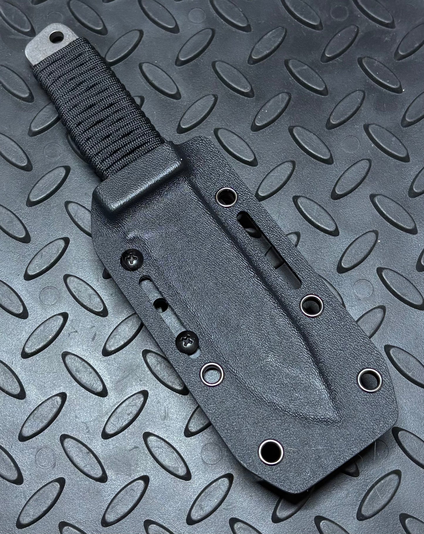 ROGAN Field Knife (RFK-PRO) Comes with sheath and belt clip.