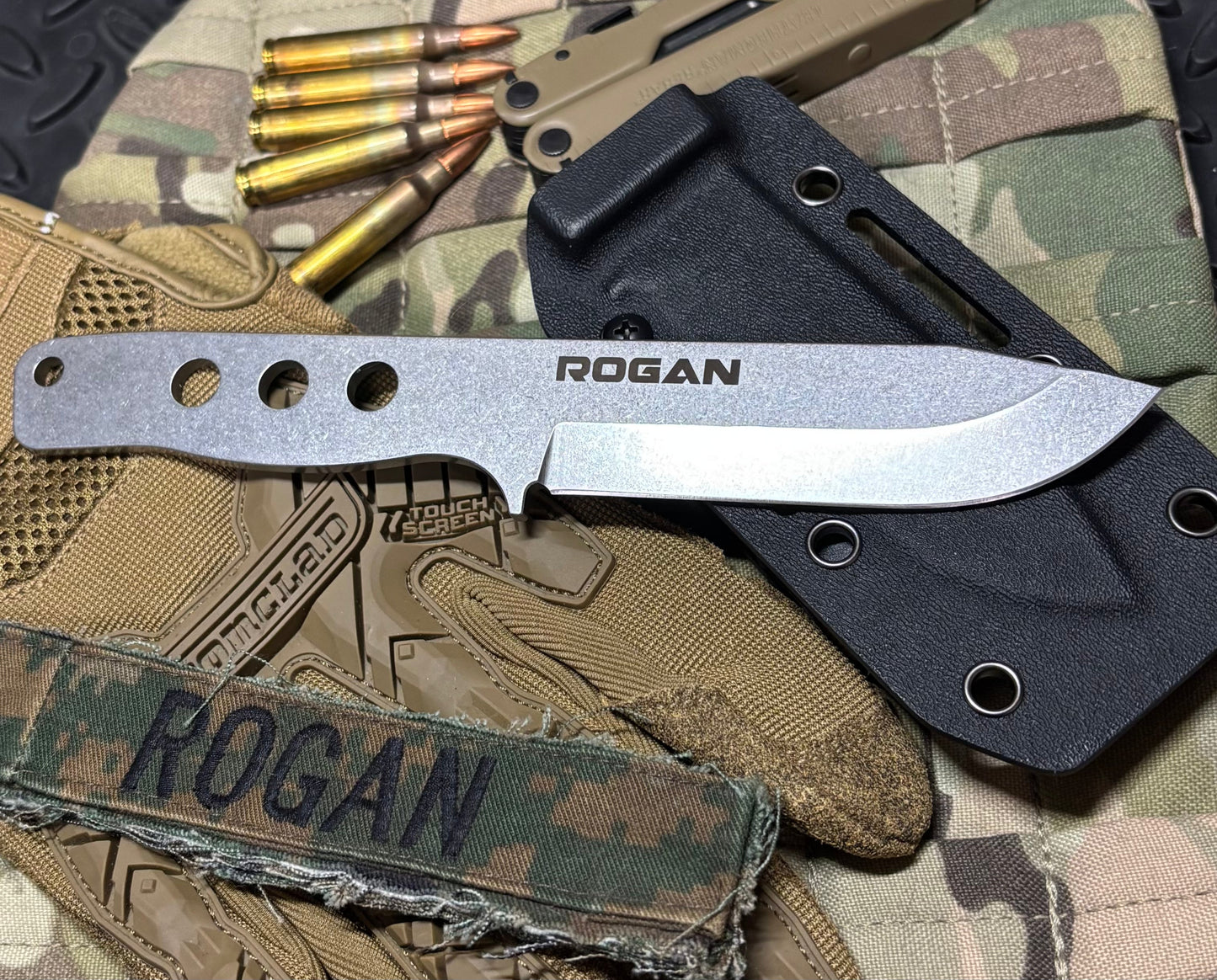 ROGAN Field Knife (RFK-PRO) Comes with sheath and belt clip.