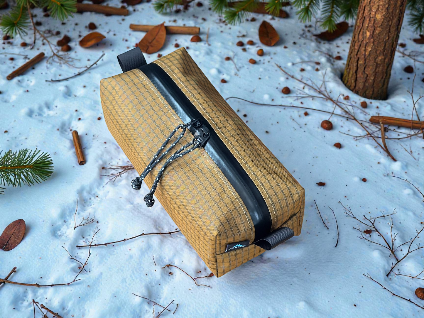 UltraGrid & Venom Eco Summit Pouch – Lightweight Trail, Travel and EDC Organizer