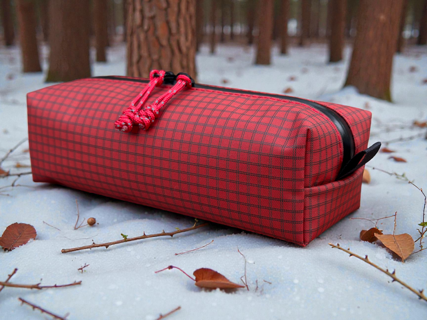 UltraGrid & Venom Eco Summit Pouch – Lightweight Trail, Travel and EDC Organizer