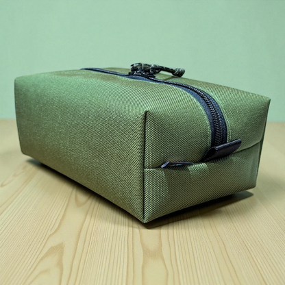 Rugged and Durable Dopp Kit – Travel Toiletries & Makeup Bag