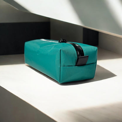 Rugged and Durable Dopp Kit – Travel Toiletries & Makeup Bag