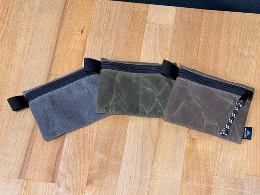 Durable Waxed Canvas Wallet – Compact 4x3x1 EDC Pouch for Hiking, Travel and Camping – Ultralight Coin Purse & Bushcraft Gear Organizer