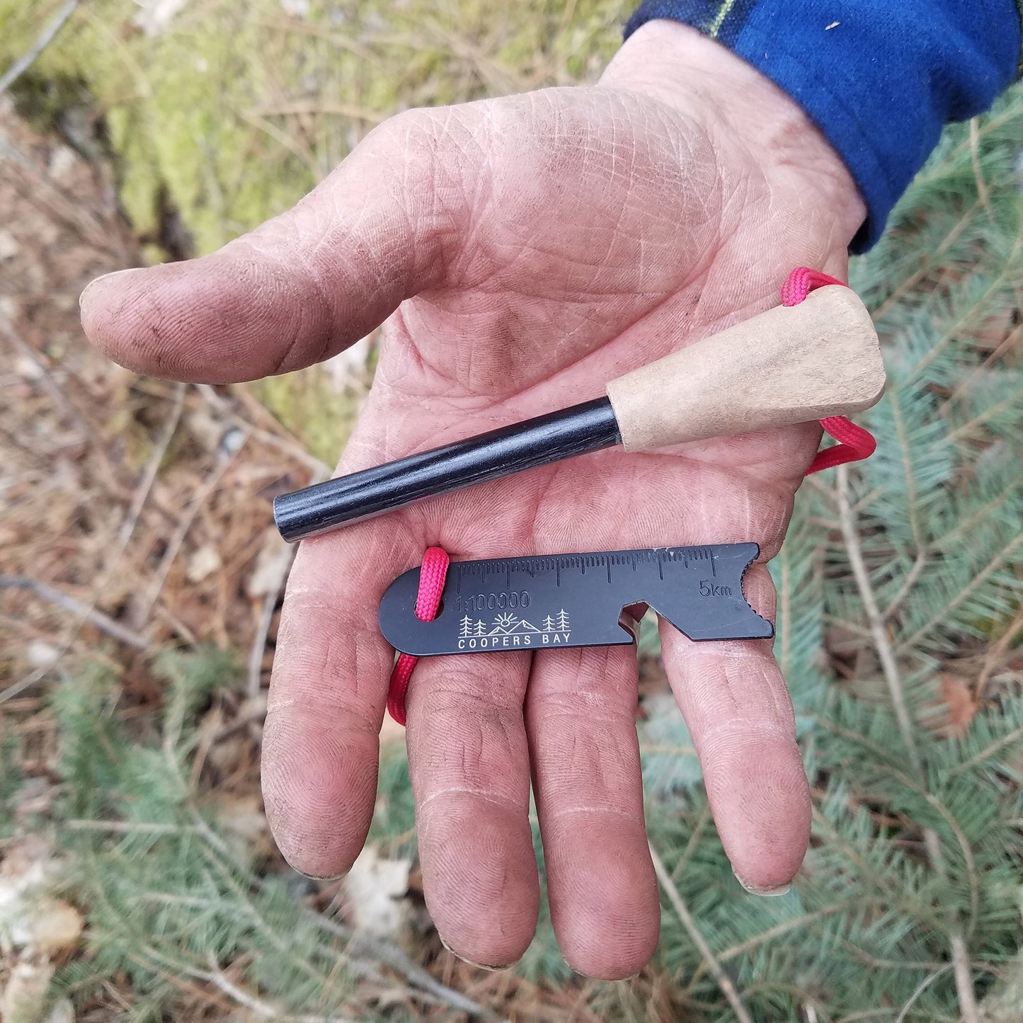 FireStorm™  Large 1/2" Ferro Rod & Tinder Kit